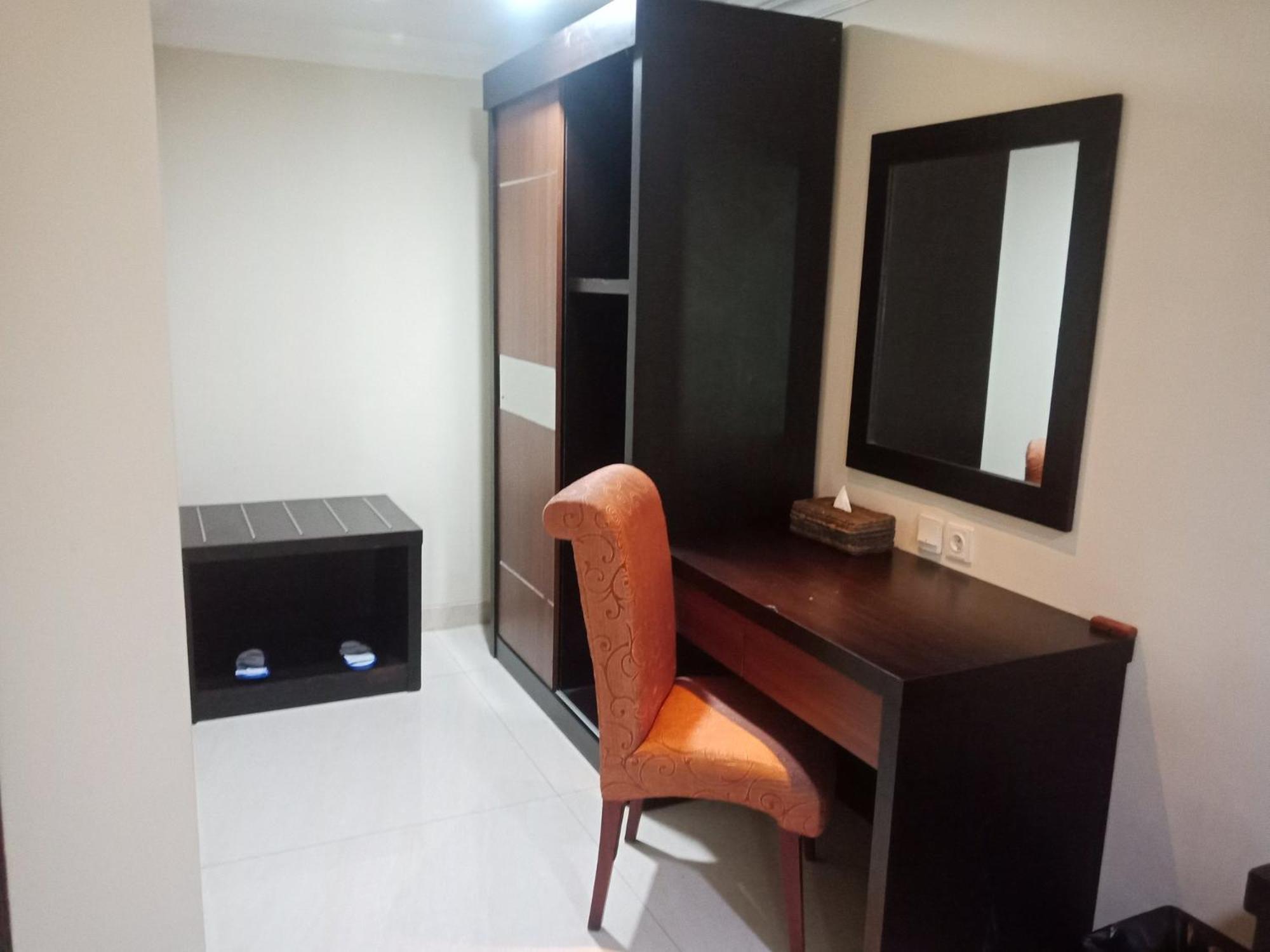 Manise Hotel Амбон Екстер'єр фото